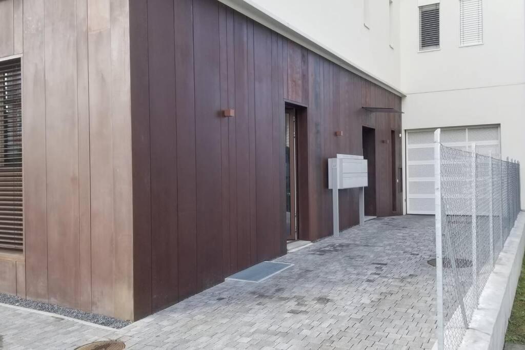 Monolocale A Mendrisio Apartment Bagian luar foto