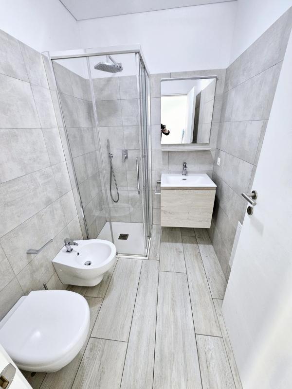Monolocale A Mendrisio Apartment Bagian luar foto